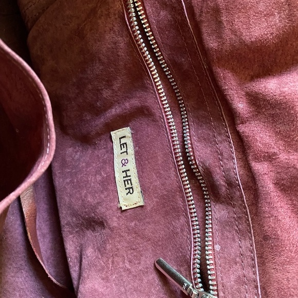 Large Let and Her Contemporary genuine leather bag with wide crossbody s… - Picture 12 of 16